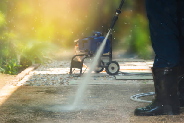 Best Patio and Deck Pressure Washing  in Petaluma, CA